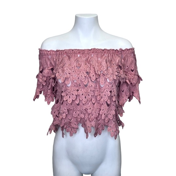 UNBRANDED Off The Shoulder Crocheted Ruffled Crop top - Picture 2 of 9